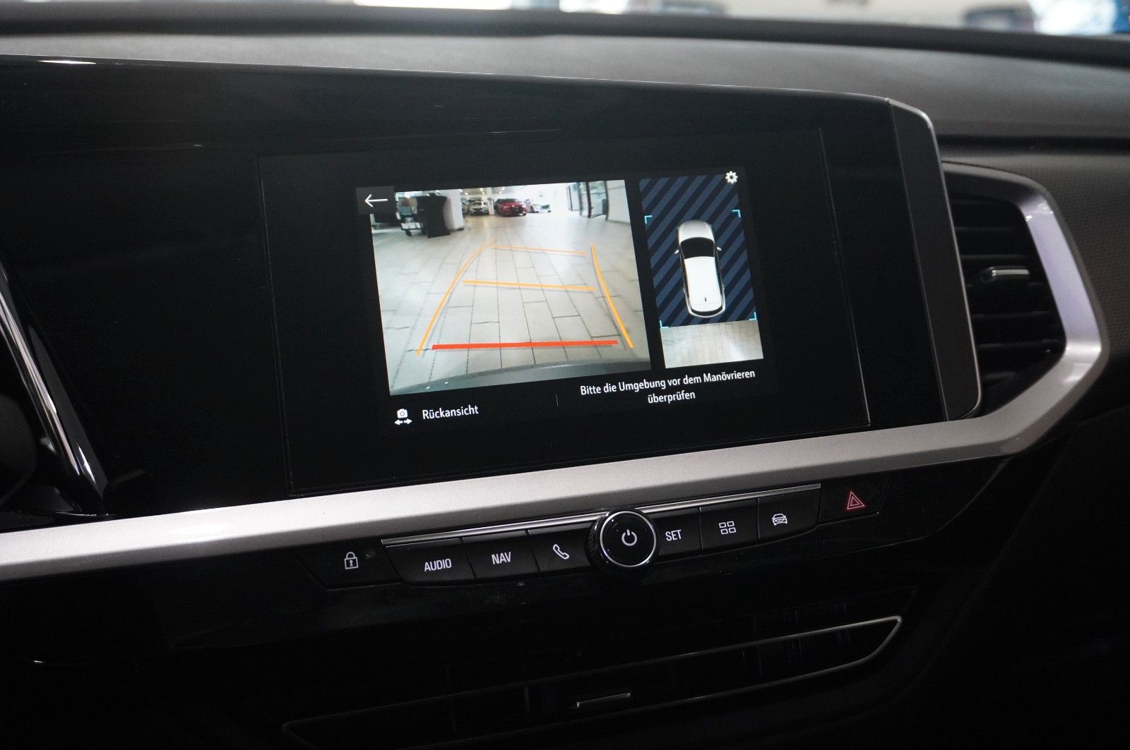 Fahrzeugabbildung Opel Grandland (X) 1.2T ENJOY NAVI/LED/KAMERA/SH/DAB+