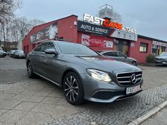 Fahrzeugabbildung Mercedes-Benz E 300 e Lim. Avantgarde 360-Kam Navi LED SHZ SD