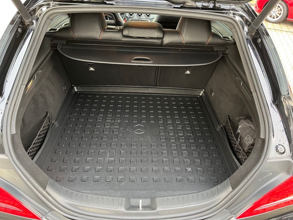 Fahrzeugabbildung Mercedes-Benz CLA 200 SB AMG Night Totwi. Navi Sport SHZ