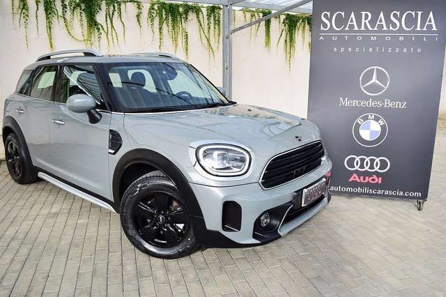 MINI One D Countryman 1.5 One D 116 cv - Fari a 