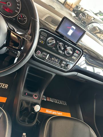 MYAUTOCENTER – Gebraucht- und Jahreswagen mit Werkstattservice in Pfaffenhofen Volkswagen up! black up! *Sitzh.*Navi*Klima*TÜV0428*