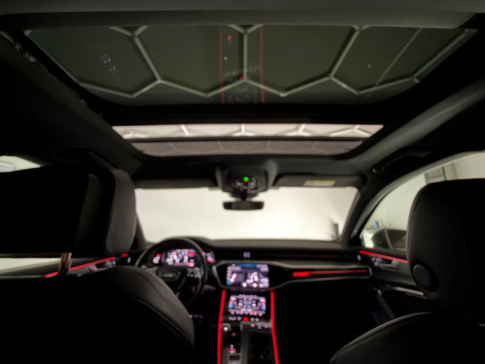 Fahrzeugabbildung Audi A6 Lim. 50 TDI Quattro S-LINE SPORT/HuD/ACC/PANO