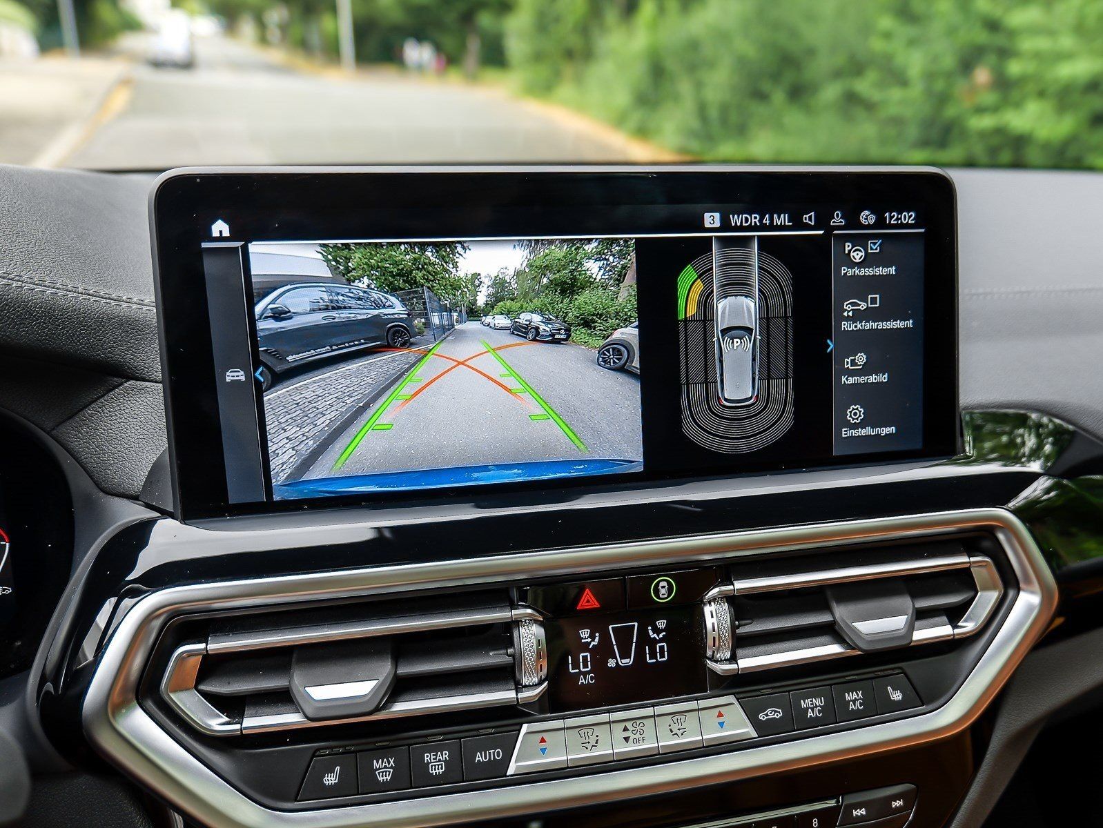 BMW iX3 - Bild 15