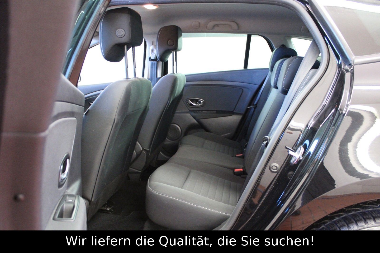 Fahrzeugabbildung Renault Megane Grandtour LIMITED dCi 110 EDC Eco2*AHK*