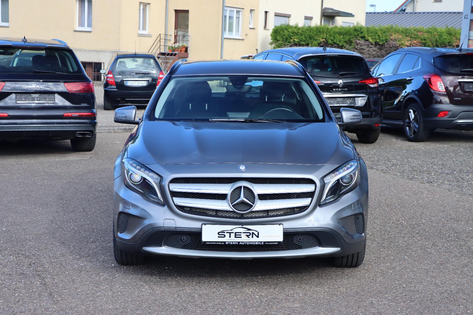 Mercedes-Benz GLA 200 l 2.HAND l XENON l LEDER l
