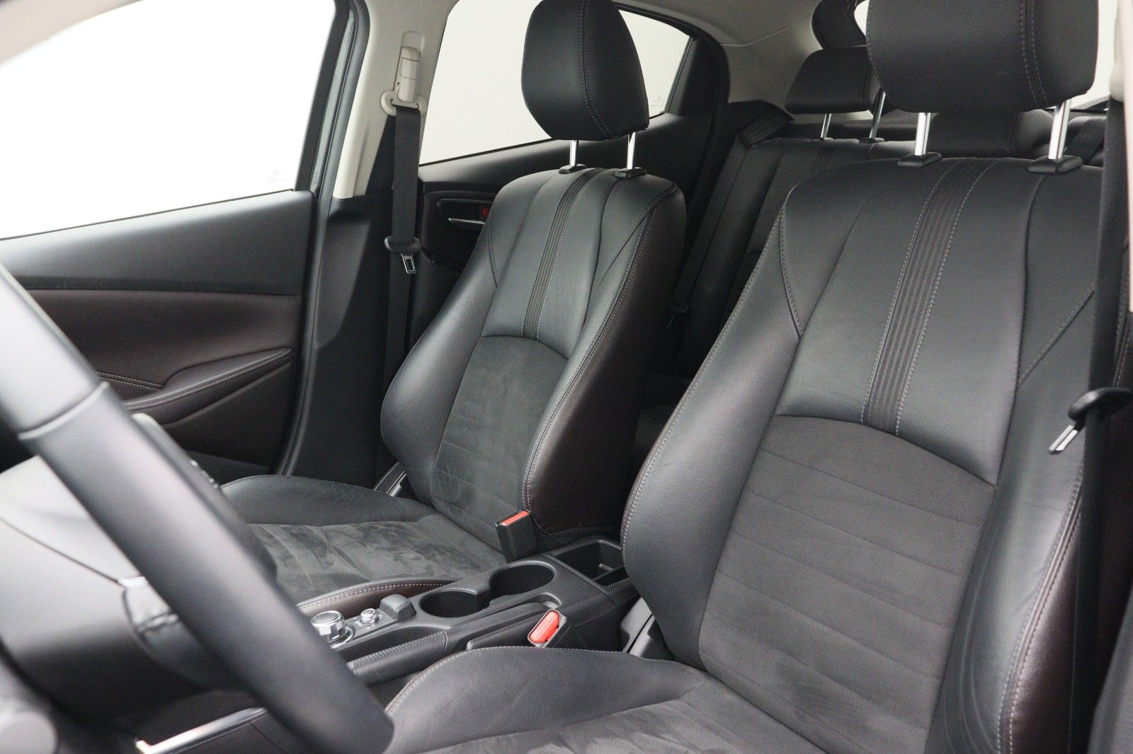 Fahrzeugabbildung Mazda 2 Skyactive-G 1.5 Kizoku Intense NAVI LED
