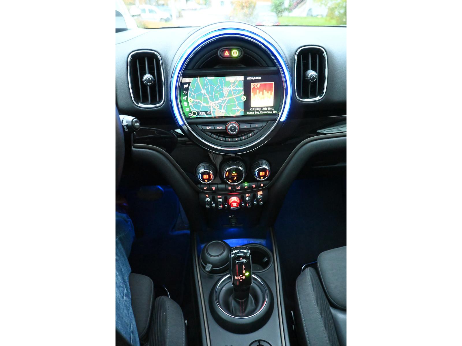 MINI Cooper S Countryman All4 Aut Pano Navi Leder LED