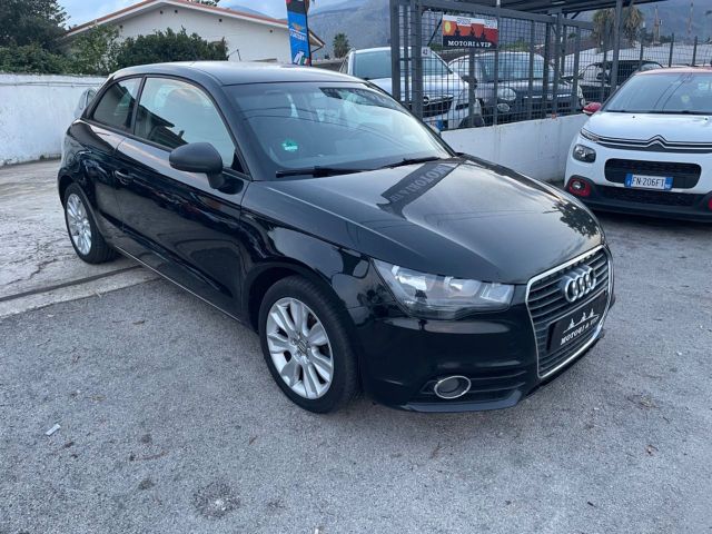 Audi AUDI A1 1.6 Tdi 90cv ATTRACTION