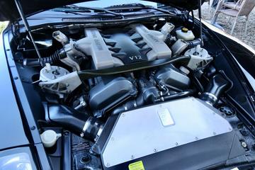 2002 Aston Martin VANQUISH — миниатюра 35