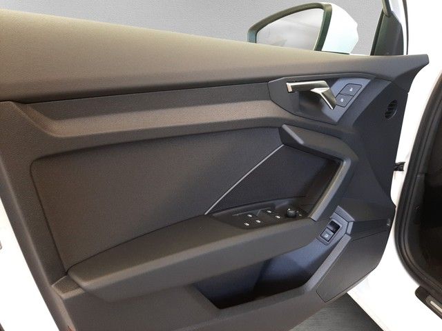 Fahrzeugabbildung Audi A3 Sportback 40TFSIe advanced AHK Kamera Navi