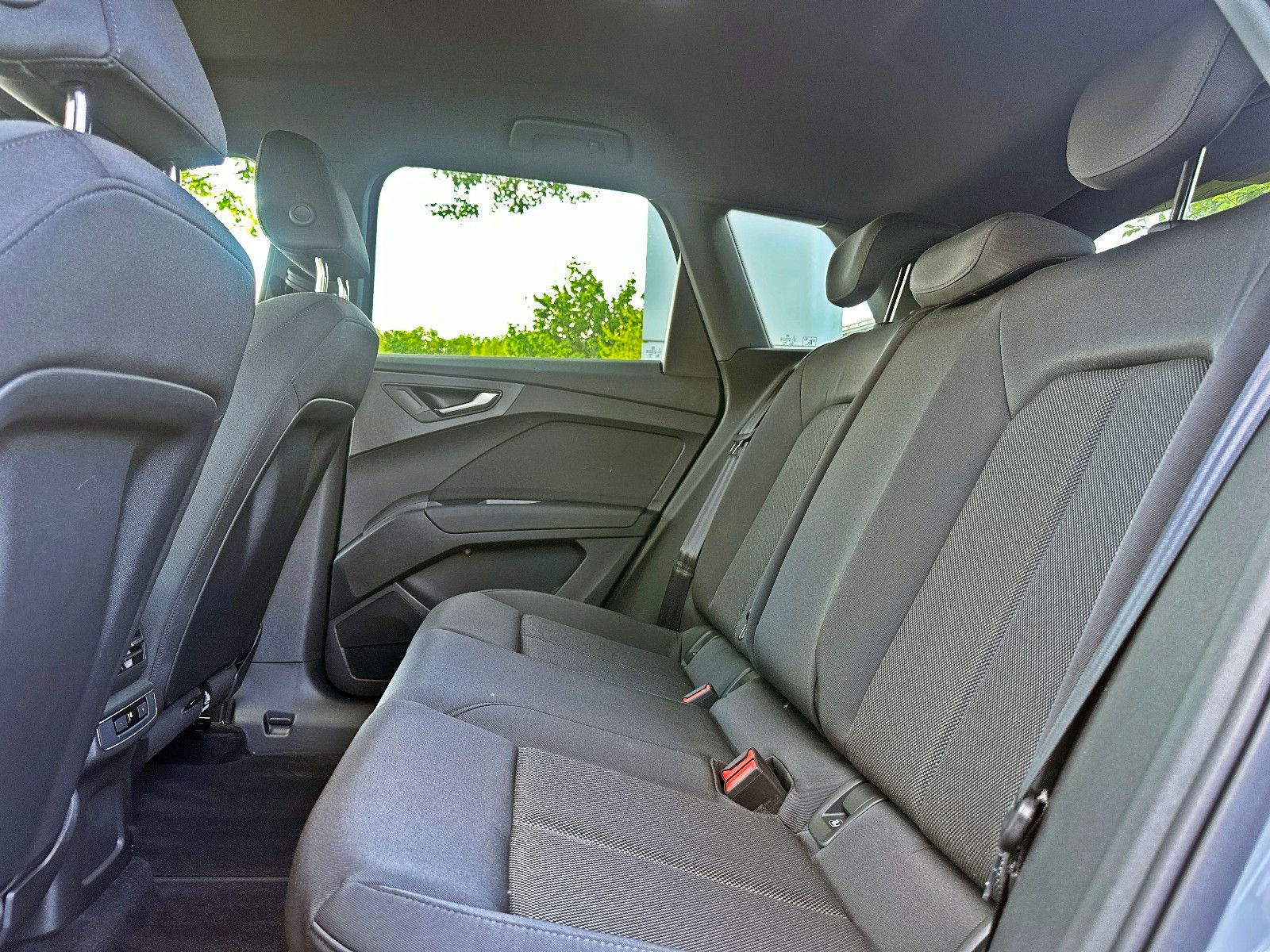 Audi Q4 e-tron - Bild 22