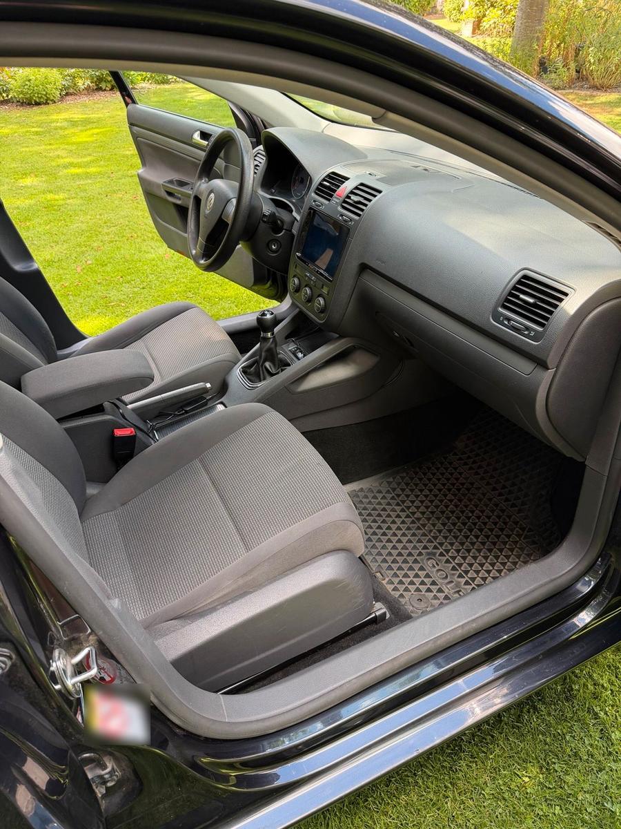 Volkswagen Golf 2009 — photo 13