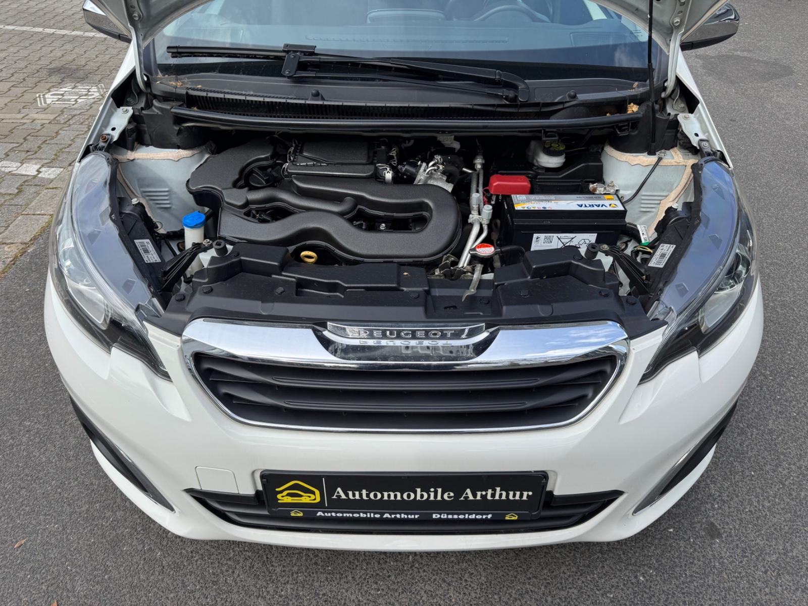 Peugeot 108 Collection*1.0*2.Hand*Erst 84 Tkm*Navi*Alu*