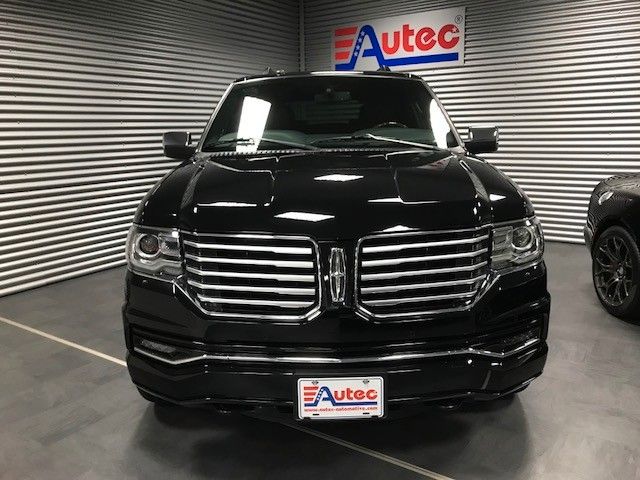 Fahrzeugabbildung Lincoln NAVIGATOR RESERVE 4x4 ECOBOOST -1.HAND