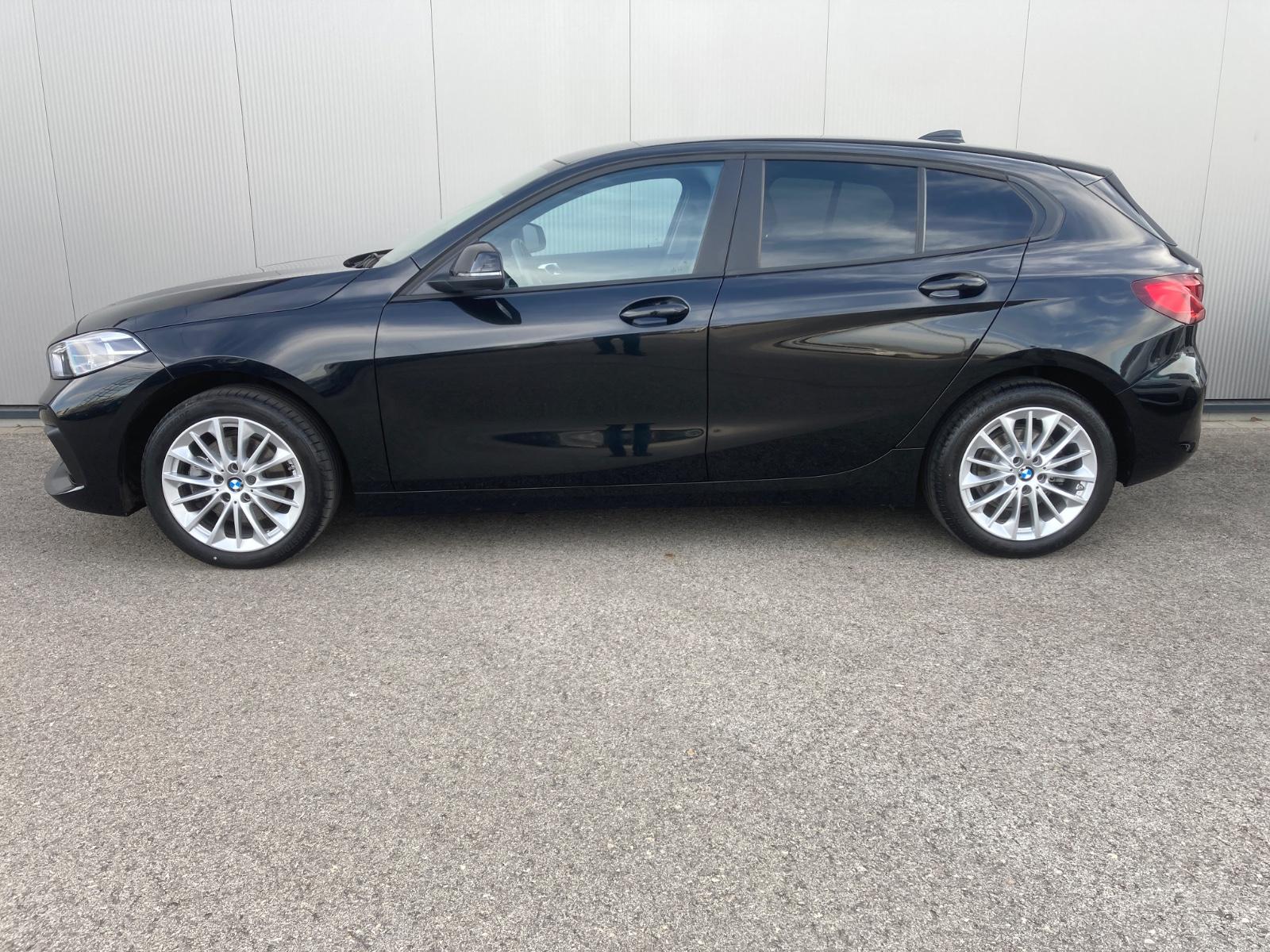 BMW 118 iA*Sportsitz*DAB*Navi*17″Alu*Sitzheiz*PDC