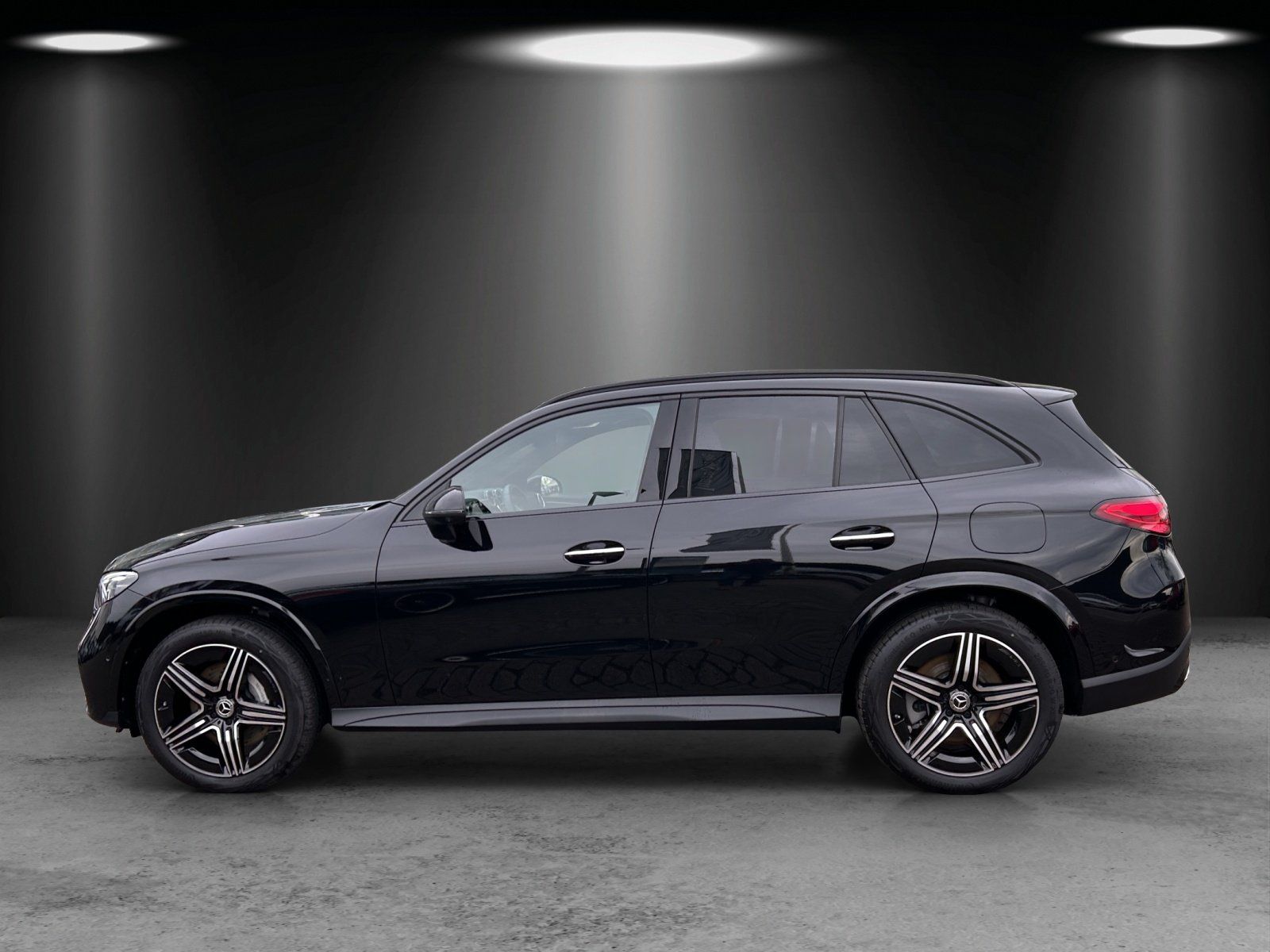 Fahrzeugabbildung Mercedes-Benz GLC300de AMG Premi AIRMATIC Pano AHK Nappa DISTR