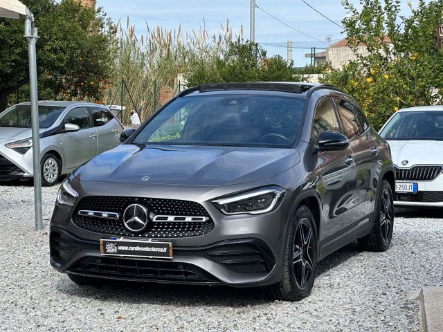 Mercedes-Benz GLA 200d Premium TETTO FARI MULTIB