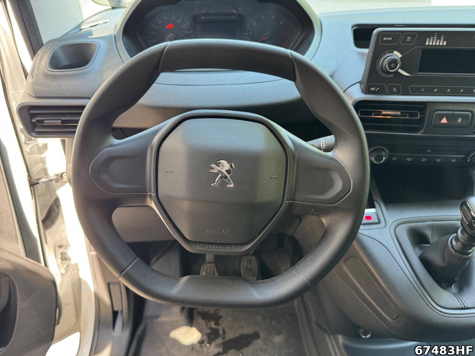 Peugeot Partner 1.2 PureTech 110, Pro L1