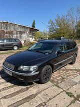 Volvo V70 2.4 - Automatik, AHK, Rückfahrkamera  - Volvo V70 R mit Benzin-Antrieb