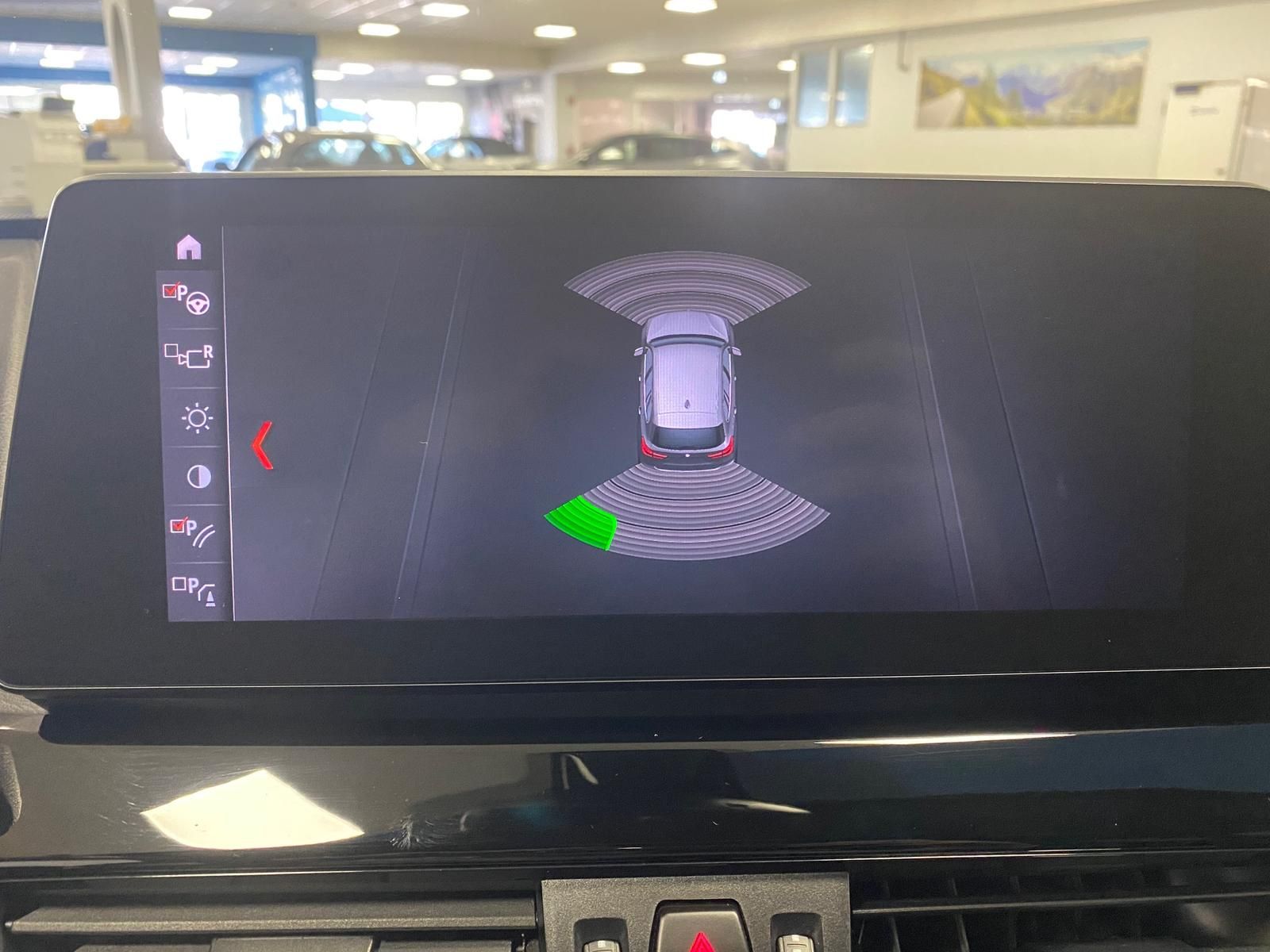 Fahrzeugabbildung BMW X1 sDrive20i M Sport+LEDER+NAVI+KAMERA+M Paket