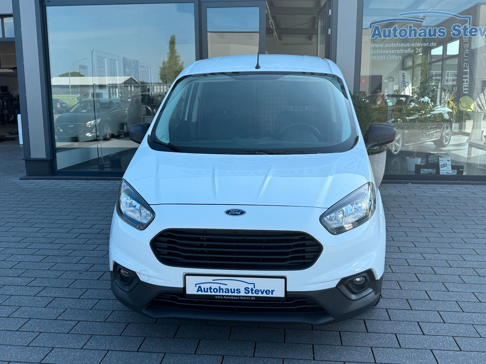 Fahrzeugabbildung Ford Transit Courier Trend