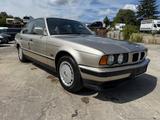 BMW 520i E34 Lim.*6-ZYLINDER*2-HAND*MANUAL* - BMW 520: E34