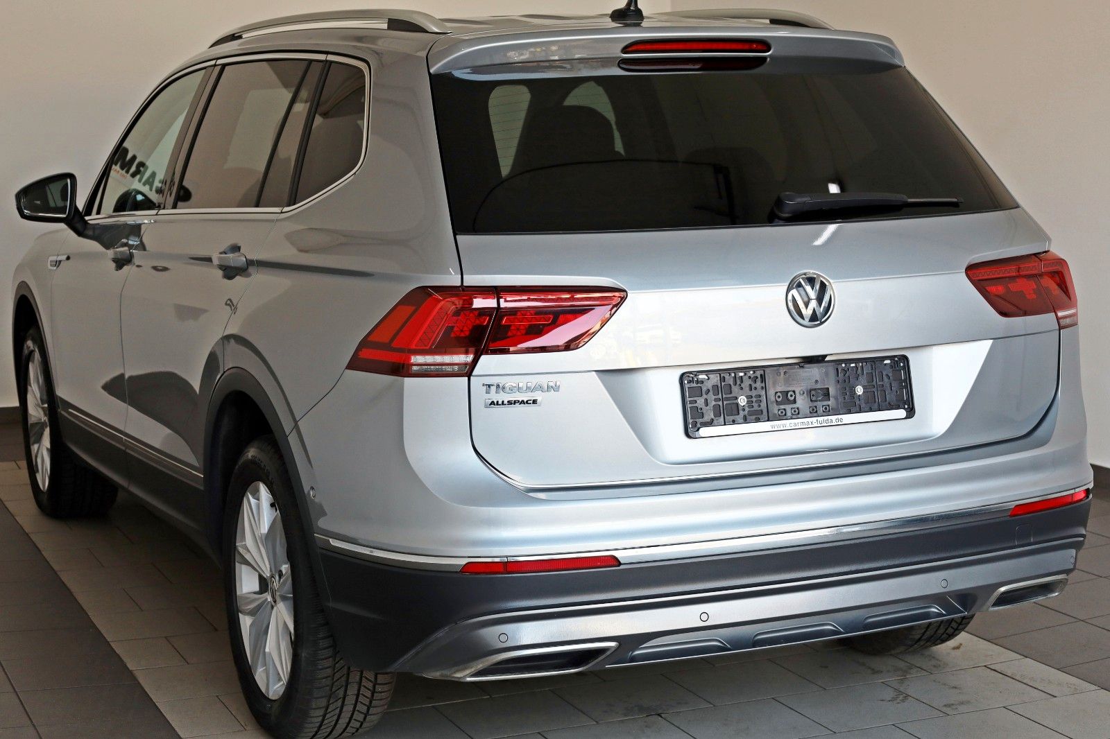 Fahrzeugabbildung Volkswagen Tiguan Allspace Highline,Navi,ACC,Panorama,AHK