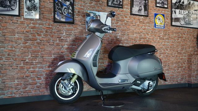 Vespa GTS 300 SUPER TECH HPE E5 Aktion