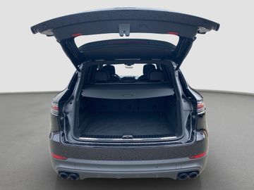 Porsche Cayenne - 9
