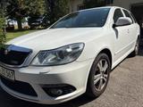 Skoda Octavia 2.0 TDI RS Combi RS; WaPu,ZR NEU! - Skoda Octavia aus 2012: RS