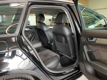 Audi A4 Avant quattro S-LINE*ALCANTARA*NAVI*PDC*MFLK*