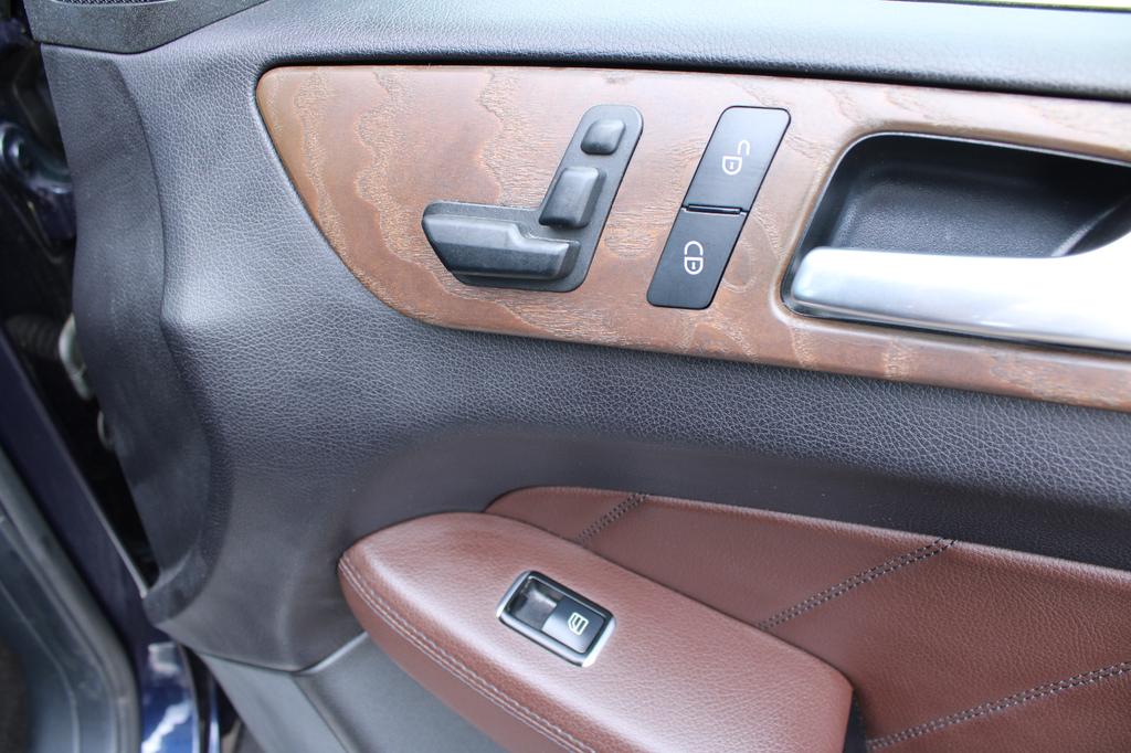 Mercedes-Benz GL 400