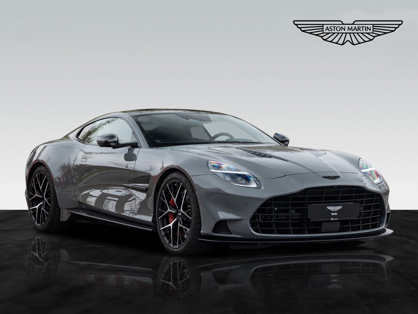 ASTON MARTIN Vanquish