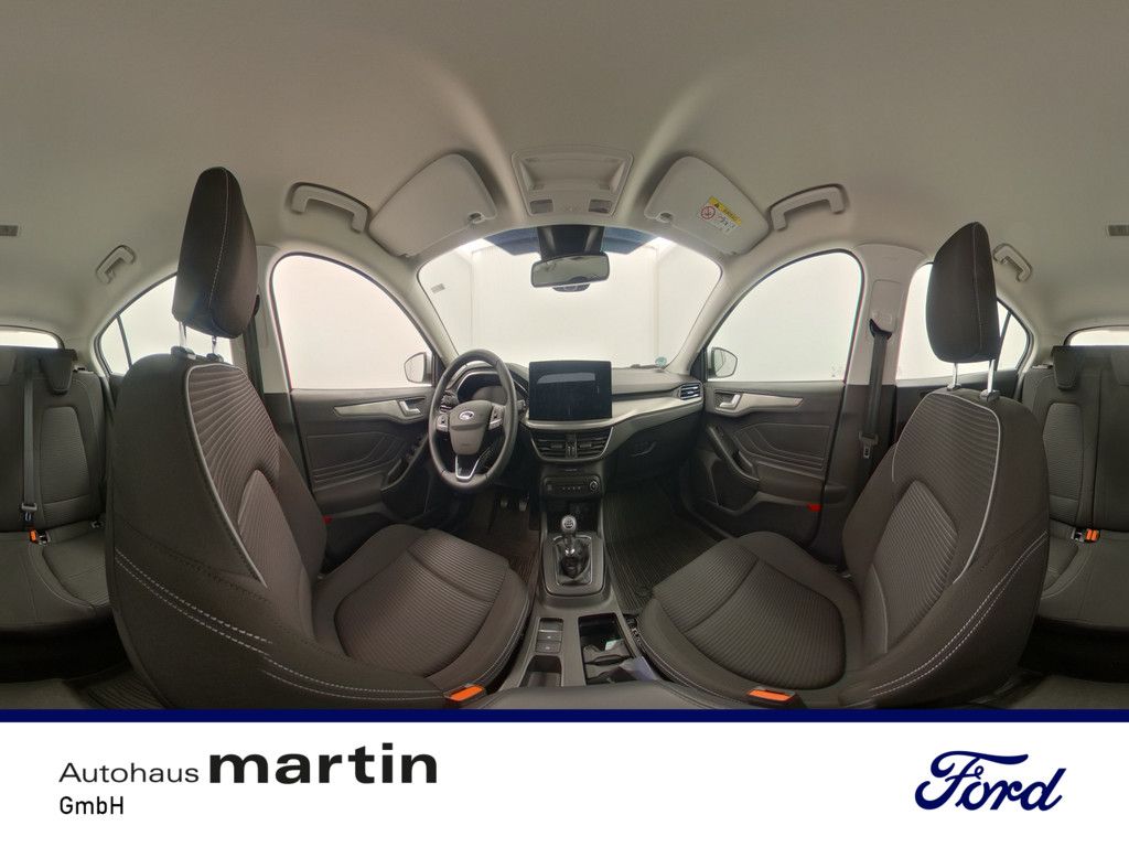 Fahrzeugabbildung Ford Focus 1.0 Titanium SYNC PDC SHZ NAVI FACEL. LED