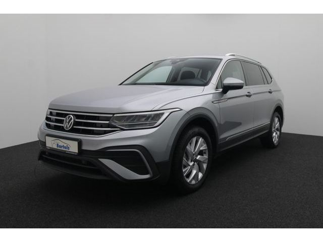 Volkswagen Tiguan Allspace Life DSG ACC AHK 7Sitze LED
