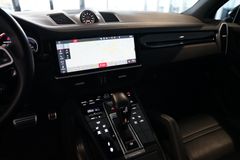 PORSCHE Cayenne S | InnoDrive | Pano | Matrix | AHK PORSCHE Cayenne S | InnoDrive | Pano | Matrix | AHK