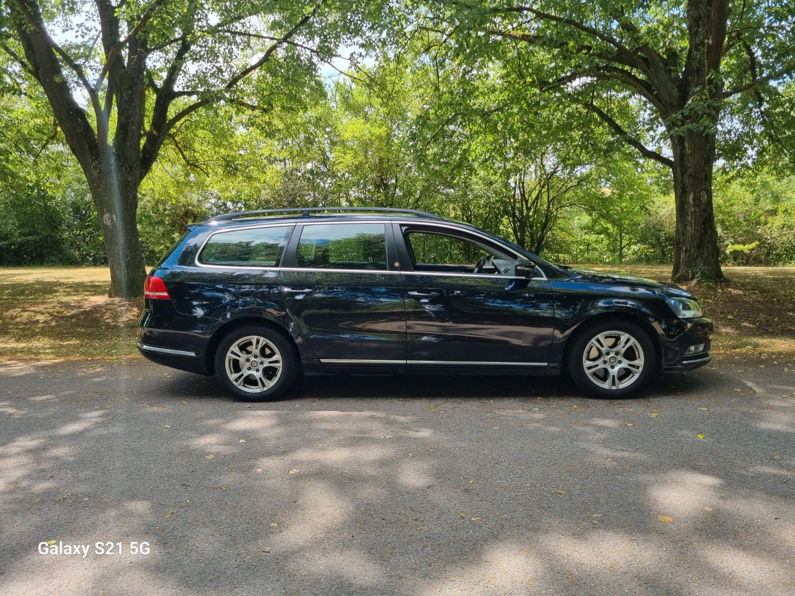 Volkswagen Passat 2011 — photo 8