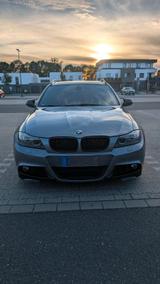 BMW E91 320d lci Facelift - BMW 320 aus 2010: Kombi, 320d