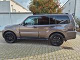 Mitsubishi Pajero 3,2 DI-D 4WD Instyle Automatik Instyle - Mitsubishi Pajero in Frankfurt (Main)