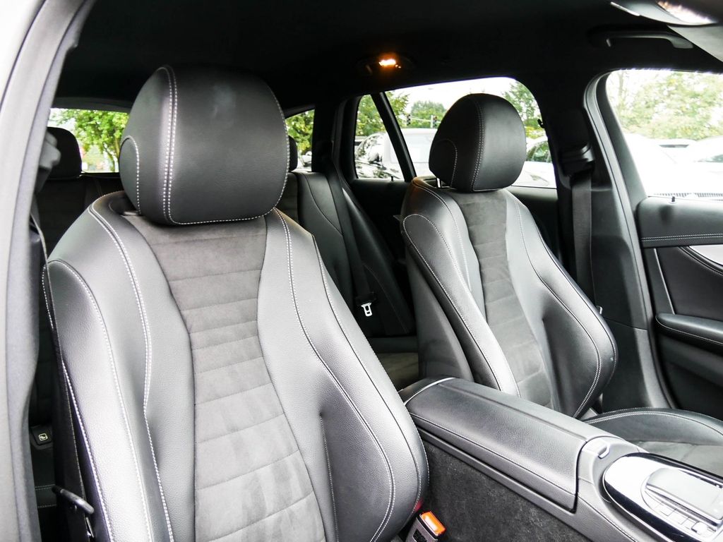 Mercedes-Benz E 300 de T |AMG|DISTR|LED|NAVI|AHK|KAM|MBUX|PTS