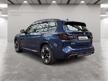 صورة 3 لـ 2023 BMW IX3