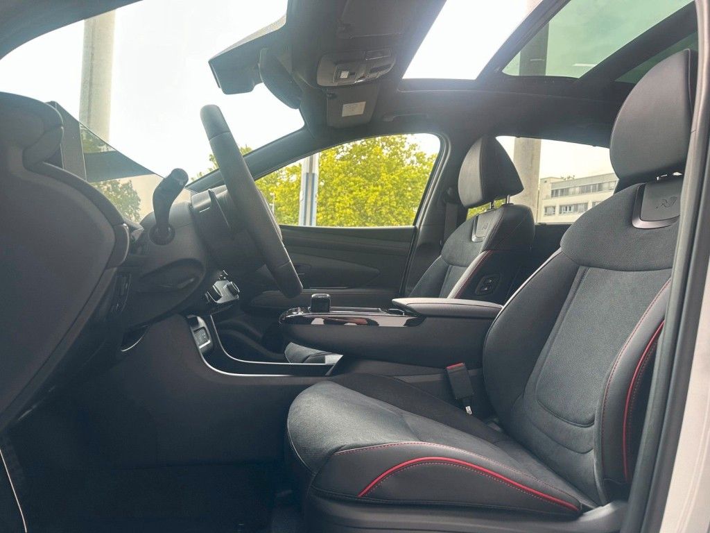 Fahrzeugabbildung Hyundai Tucson N Line X 180PS 4WD Navi/Panorama/SHZ!