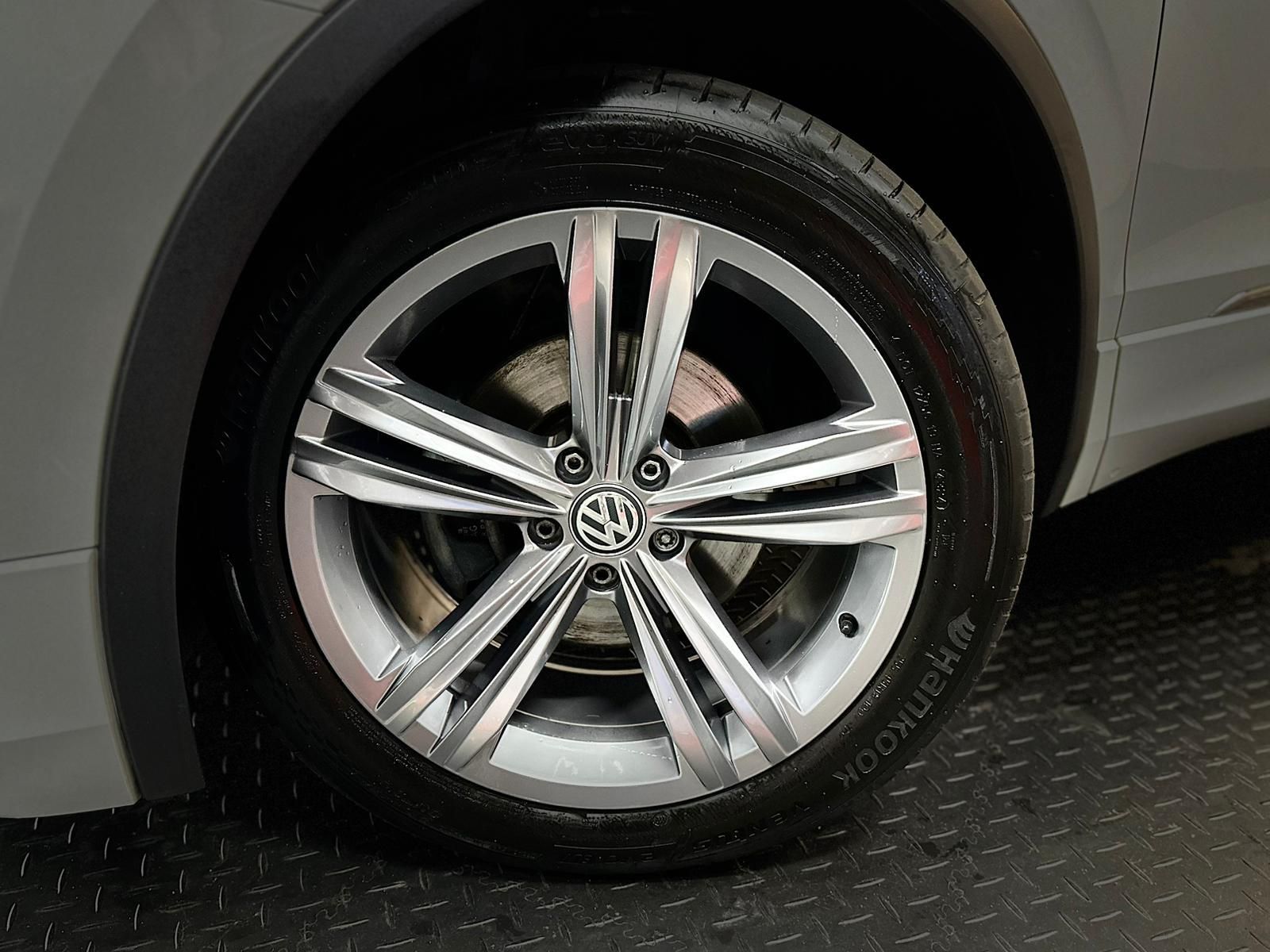 VW Tiguan 2.0TDI R LINE 4M* LED#SHZ#ACC#NAVI#SPUR - Image 9