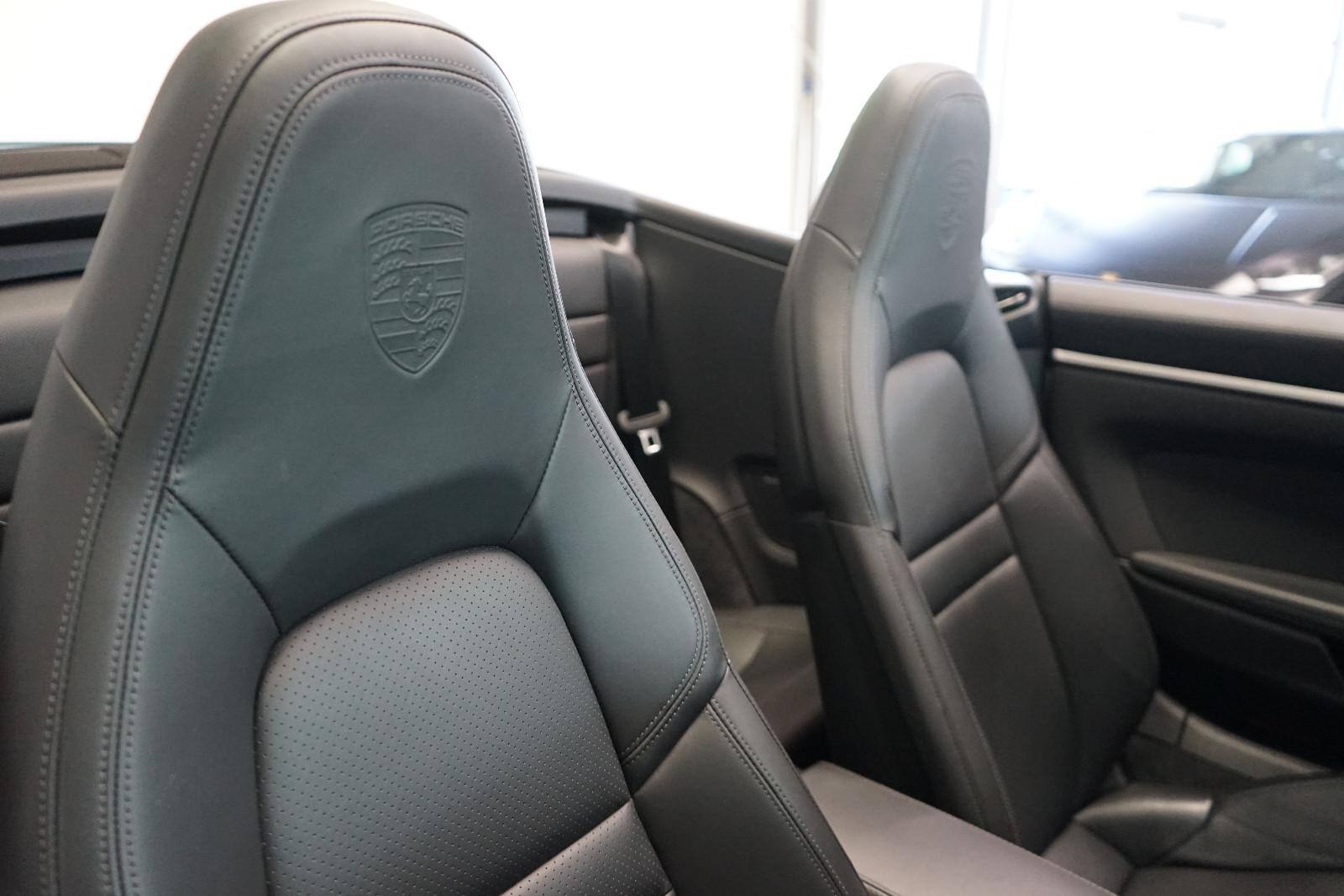 Porsche 911/992 Carrera Cabriolet Approved+Sportabg+BOSE