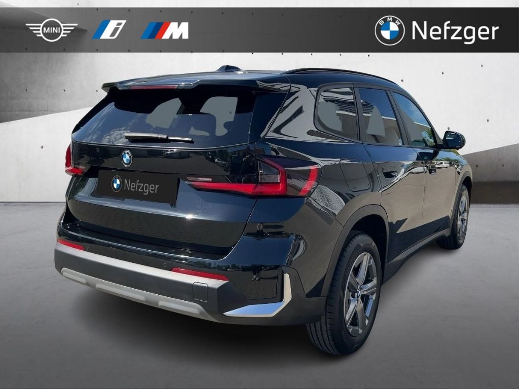 BMW X1 sDrive 18d Park-Assistent H&K LED Keyless foto 4