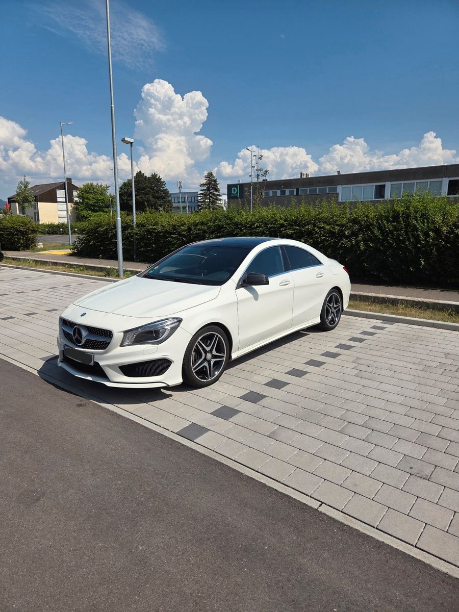 MERCEDES-BENZ CLA 220 CDI DCT AMG Line AMG Line