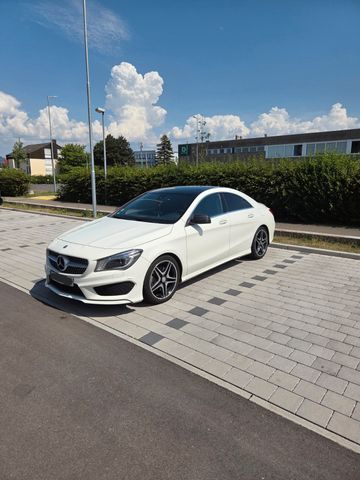MERCEDES-BENZ CLA 220 CDI DCT AMG Line AMG Line