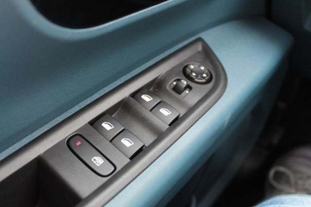 Fahrzeugabbildung Fiat Grande Panda 1.2 Turbo 74 kW Icon LED,PDC,SpurH