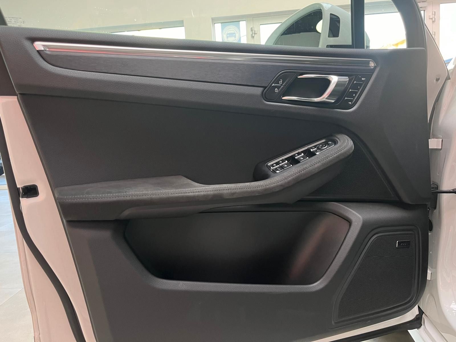 Fahrzeugabbildung Porsche Macan GTS*Chrono*Pano*360°*Luft*AHK*LED*Leder*