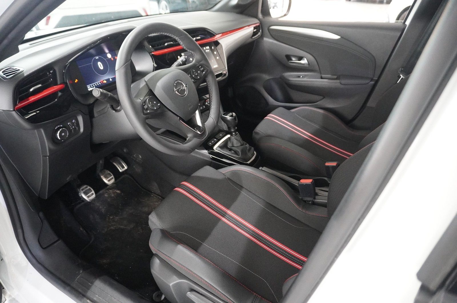 Fahrzeugabbildung Opel Corsa 1.2T GS SPORT NAVI/LED/SPORT/VIRT./SH/DAB+